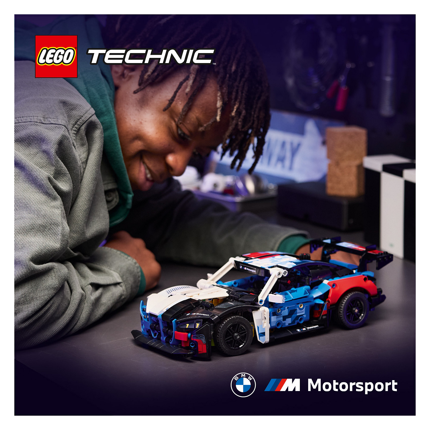 LEGO Technic BMW M4 GT3 EVO Race Car 42226 - 23