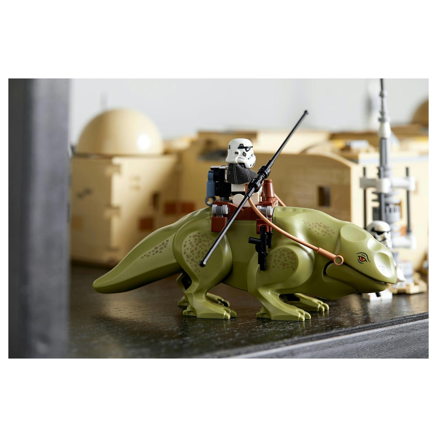 LEGO Star Wars Mos Eisley Cantina 75290 - 18