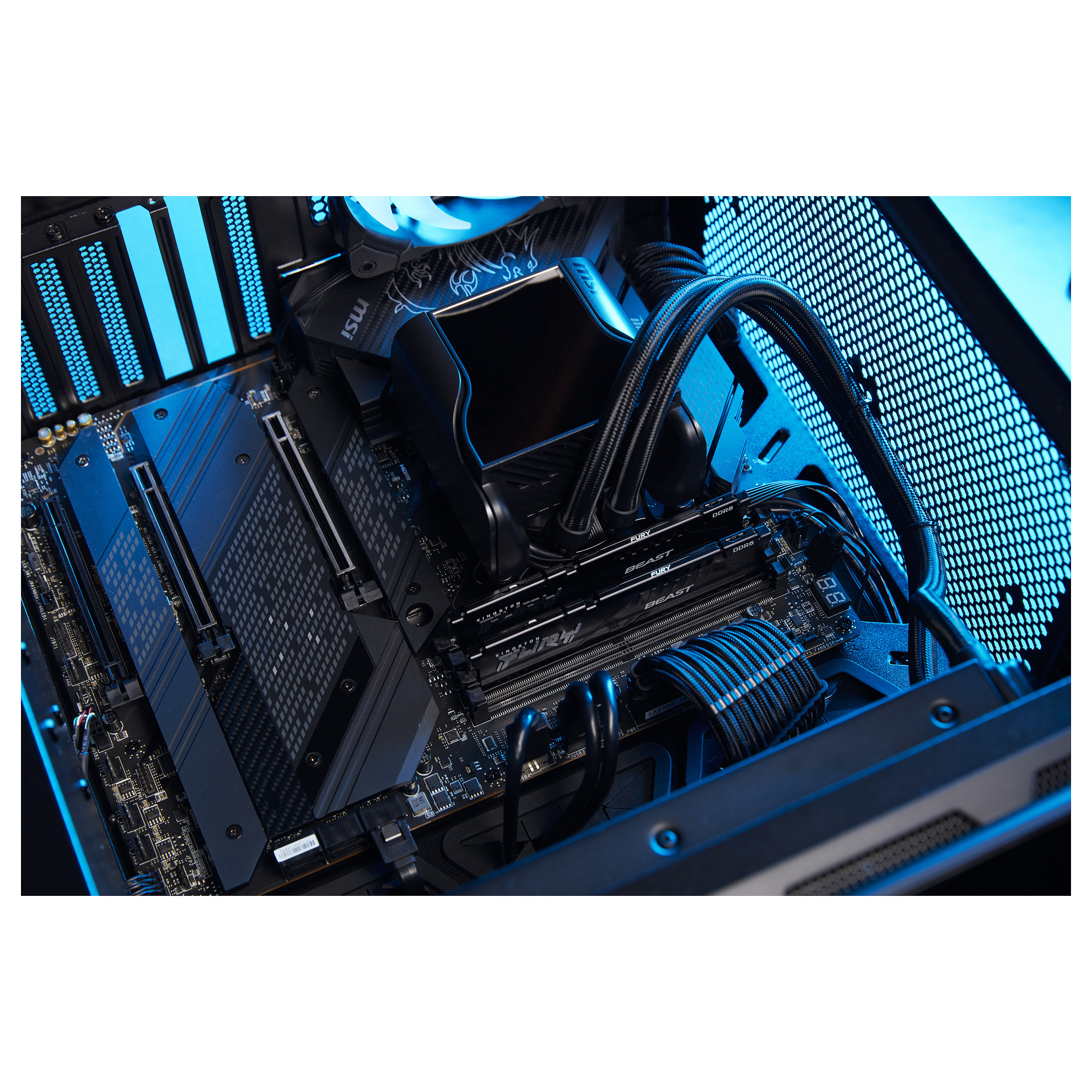 RAM Memorie DDR5 Kingston FURY Beast Black / 32GB (2x16GB) / DIMM / 5200MHz / CL40 - 9