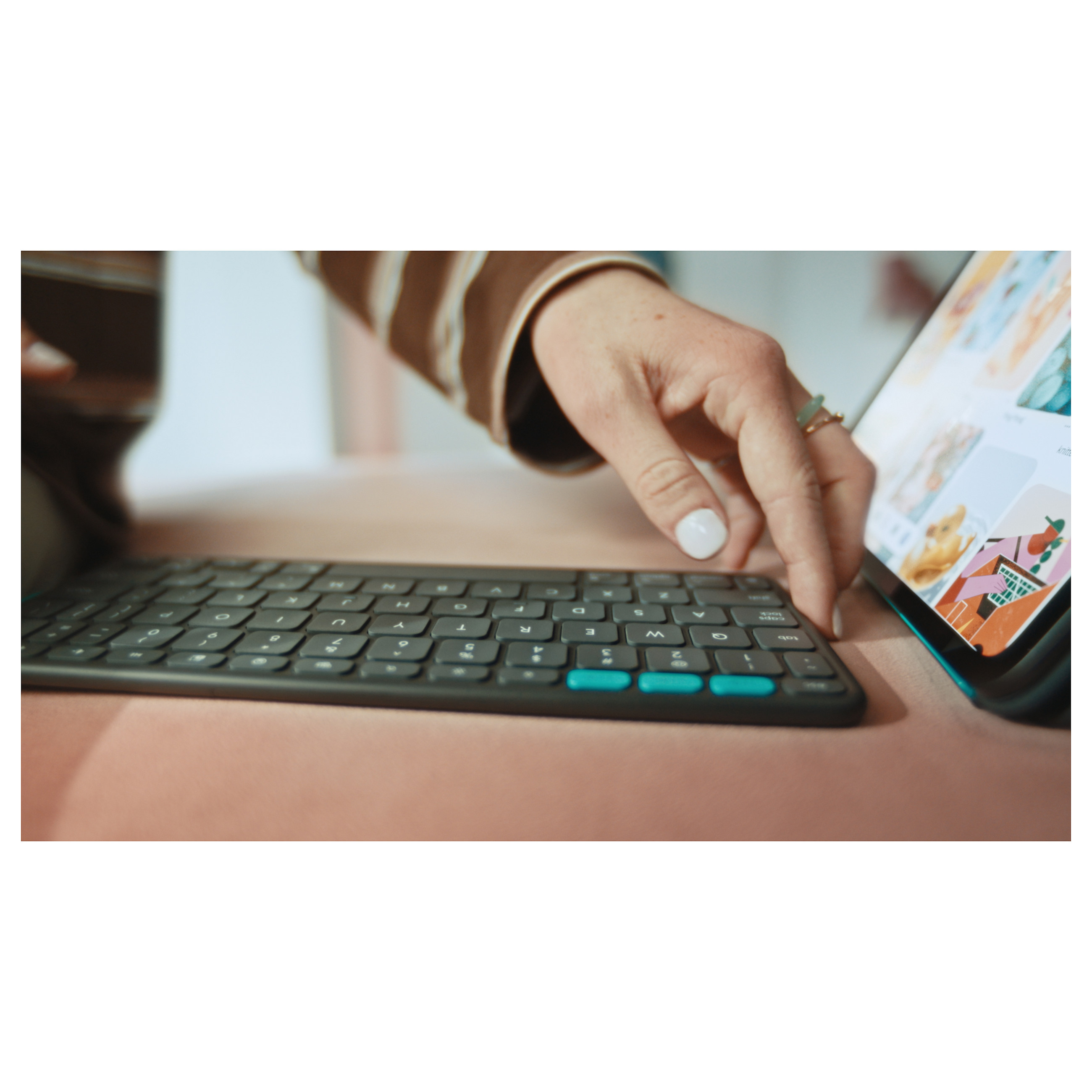 Tastierë Pa kabllo Logitech Flip Folio / AZERTY / French - Grafit - 6