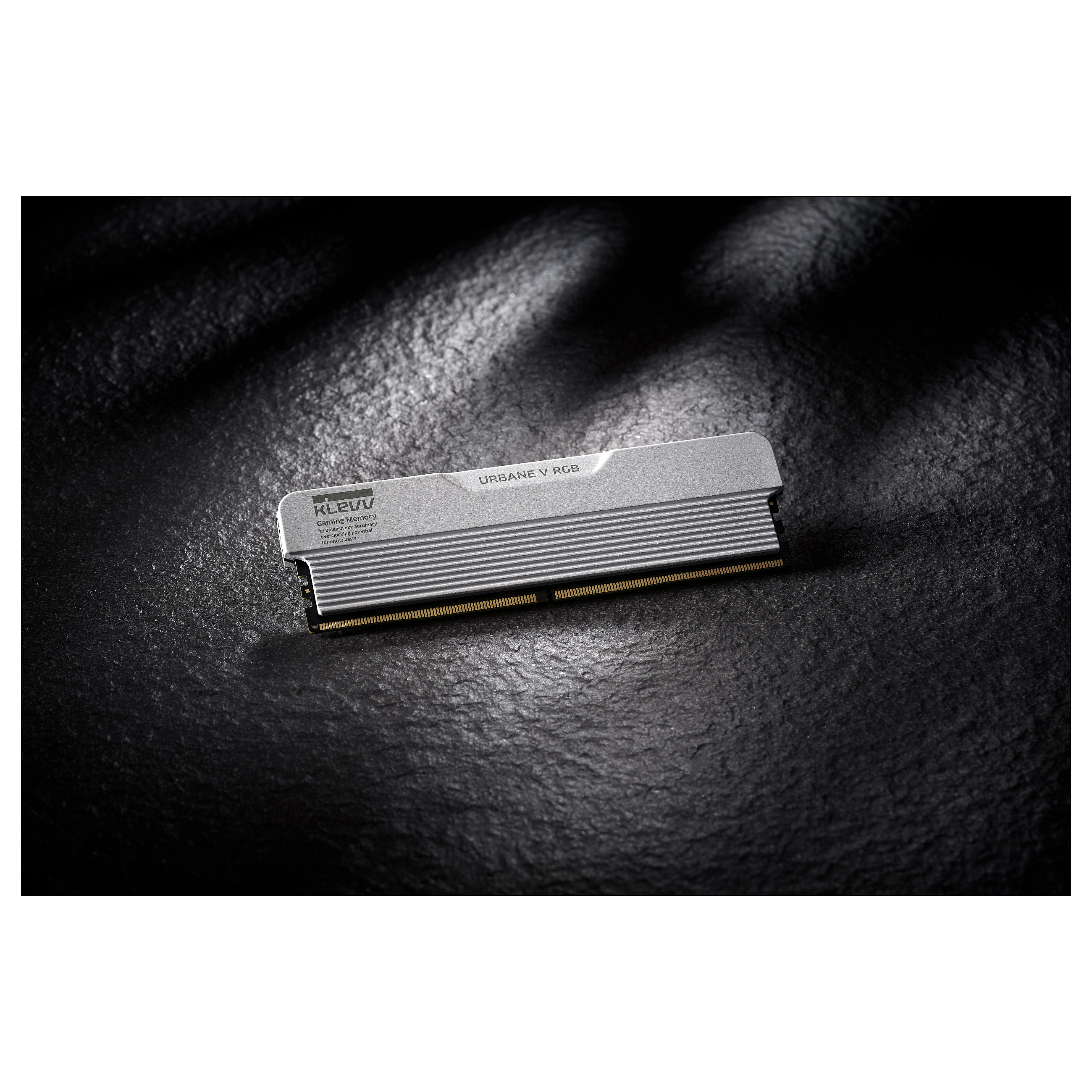 RAM Memorie DDR5 KLEVV Urban V RGB / 32GB (2x16GB) / DIMM / 6000MHz / CL28 - Bardhë - 16