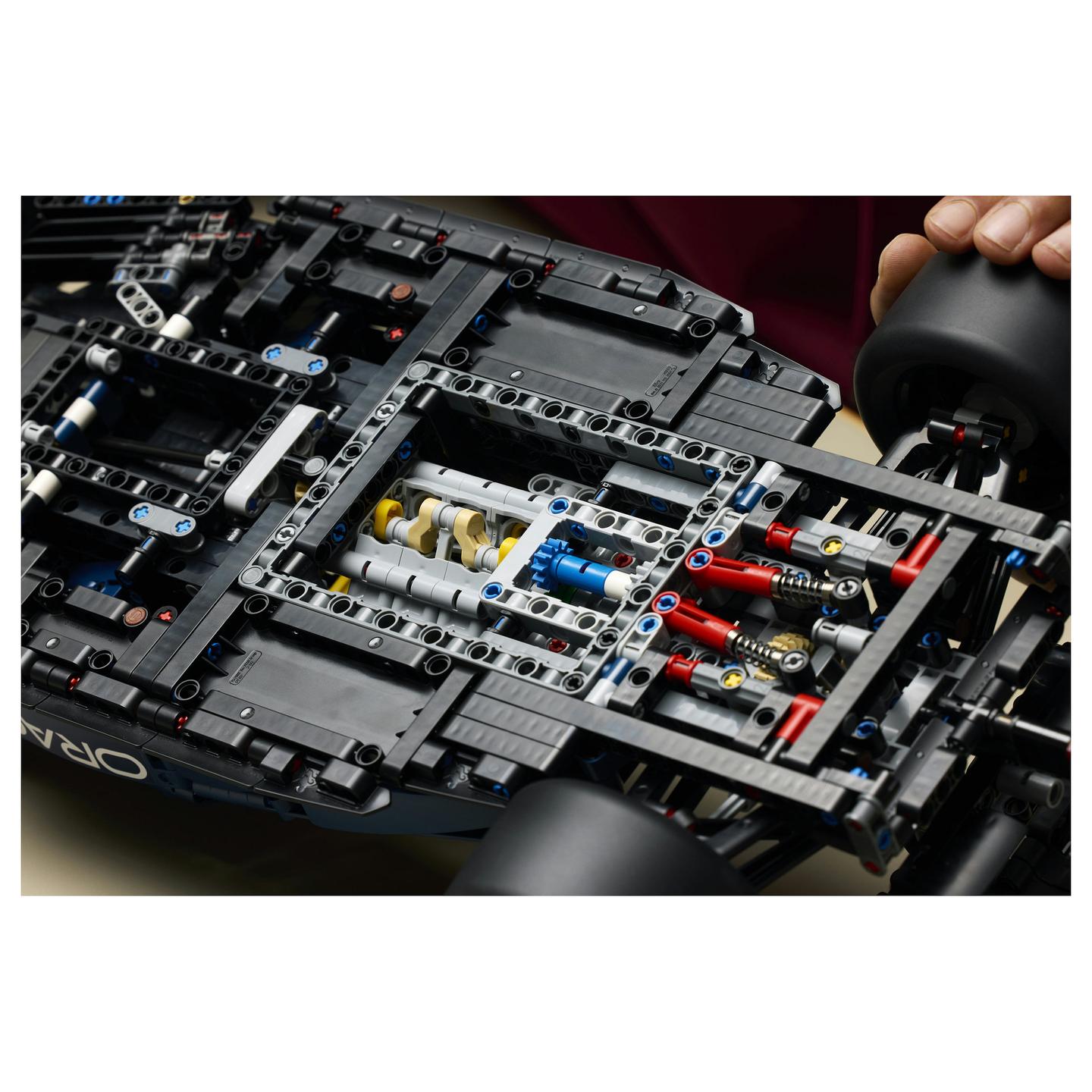 LEGO Technic Oracle Red Bull Racing RB20 F1 Race Car 42206 - 21