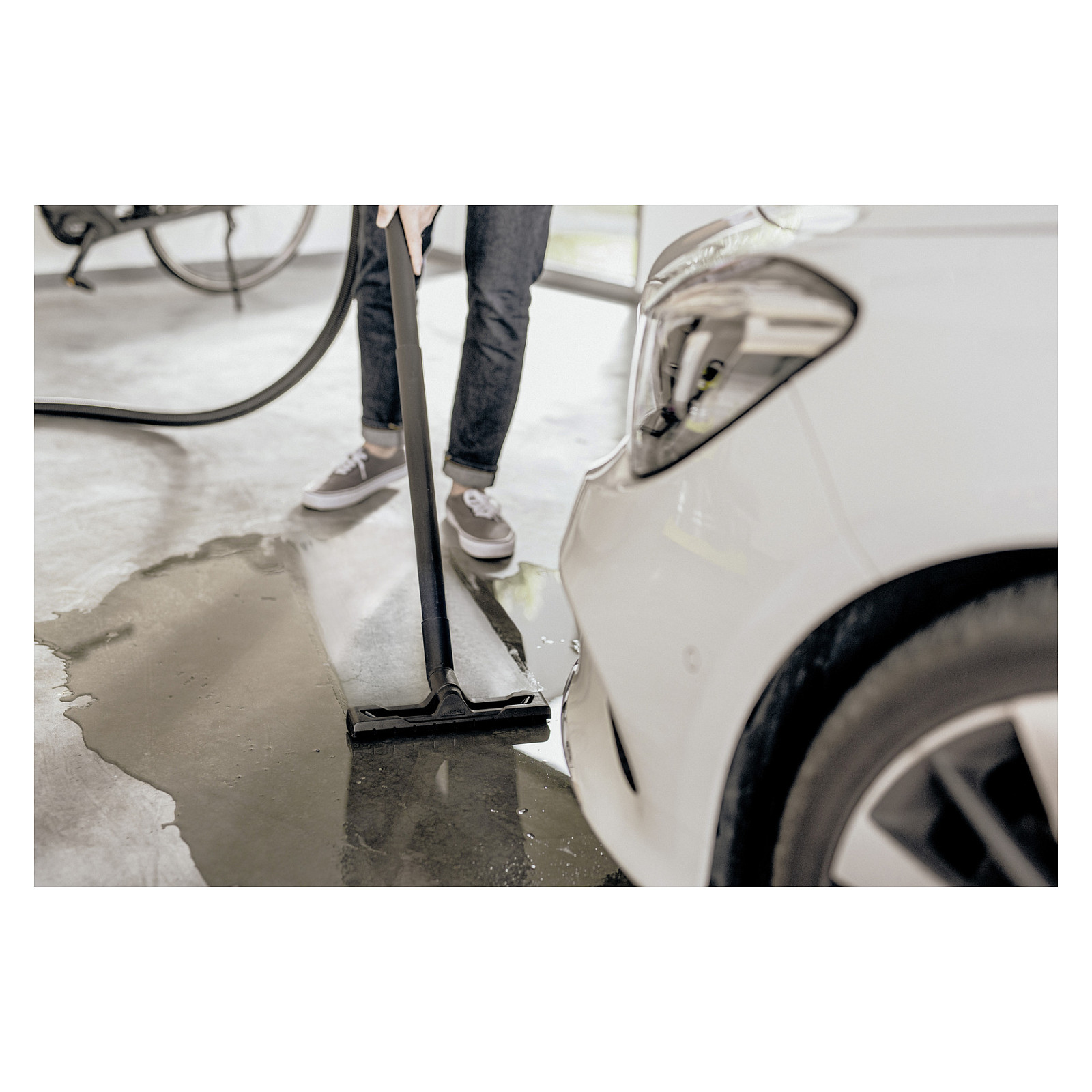 Fshesë me Vakum Kärcher WD 4 SV-20 / Wet & Dry / 1000W / 20L / 5m / 2.2m / Blower Function – Verdhë/Argjendtë/Zezë - 3