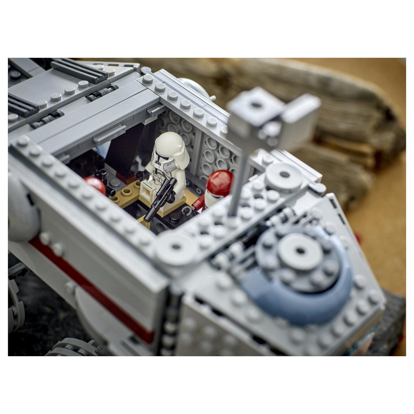 LEGO Star Wars Republic Juggernaut - 24