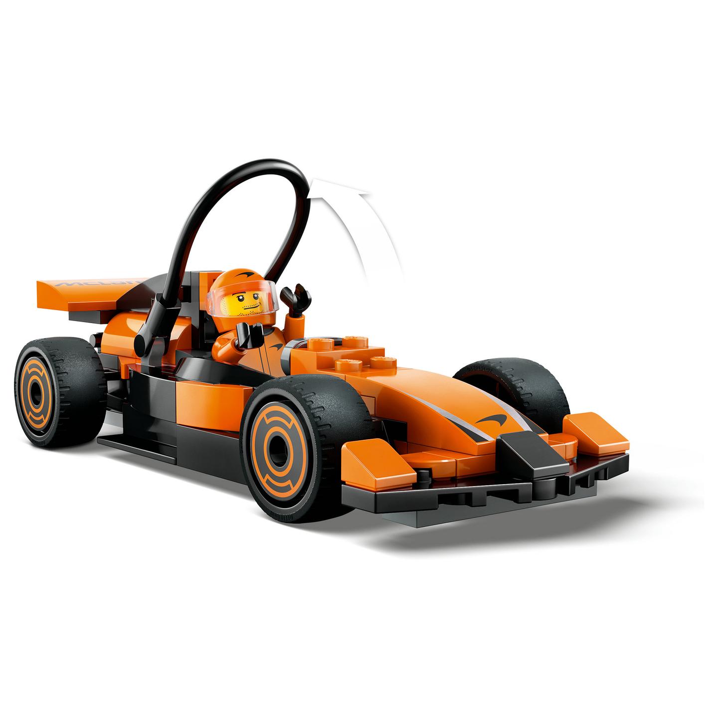 LEGO City F1 Driver with McLaren Race Car 60442 - 16