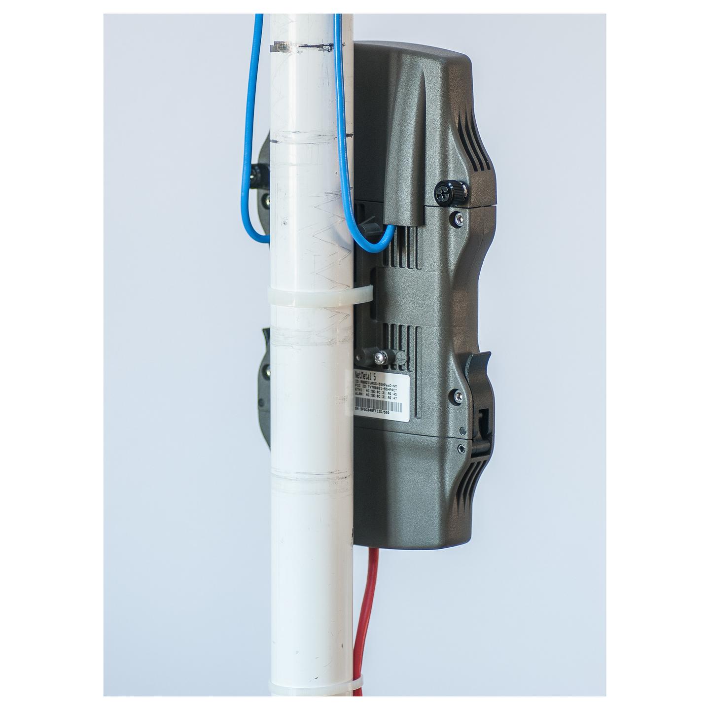 Access Point MikroTik NetMetal 5, Wi-Fi 5, 5GHz, 867Mbps, 2x2, 1x Gigabit Ethernet, 1x SFP, PoE - Hiri - 3