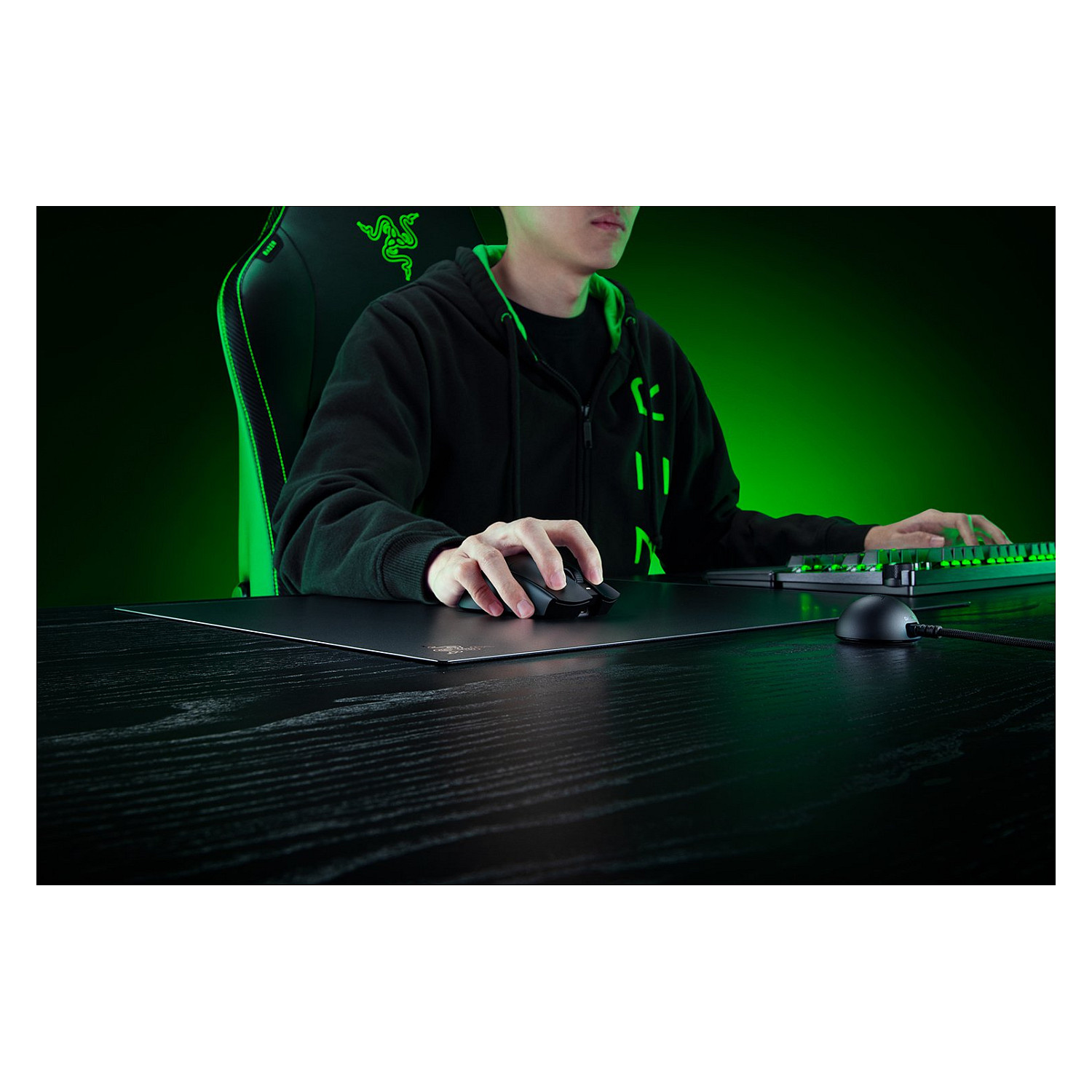 Mauspad Gaming Razer Atlas Pro / Xham i Temperuar / Sipërfaqe Ultra e Lëmuar / Bazë Kundër Rrëshqitjes / 500 x 400 mm - Zezë - 5