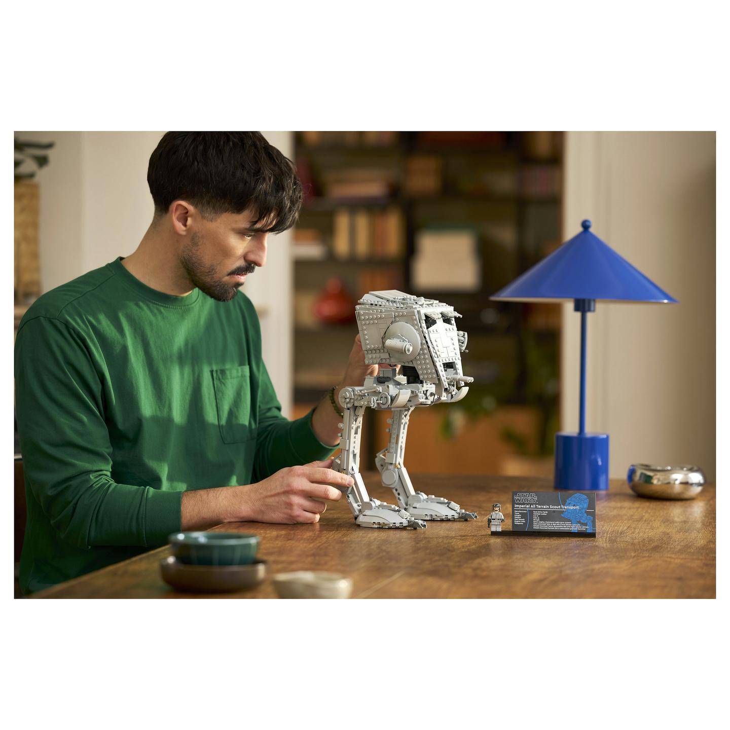 LEGO Star Wars AT-ST Walker - 7