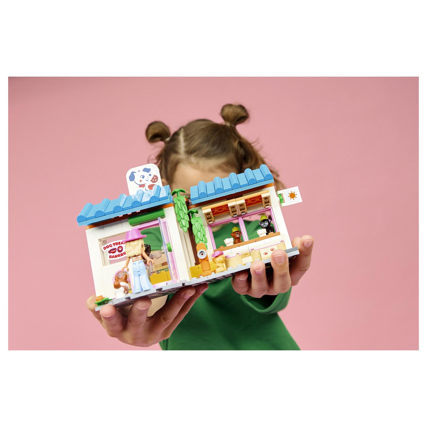 LEGO Friends Dog Treats Bakery 42677 - 3