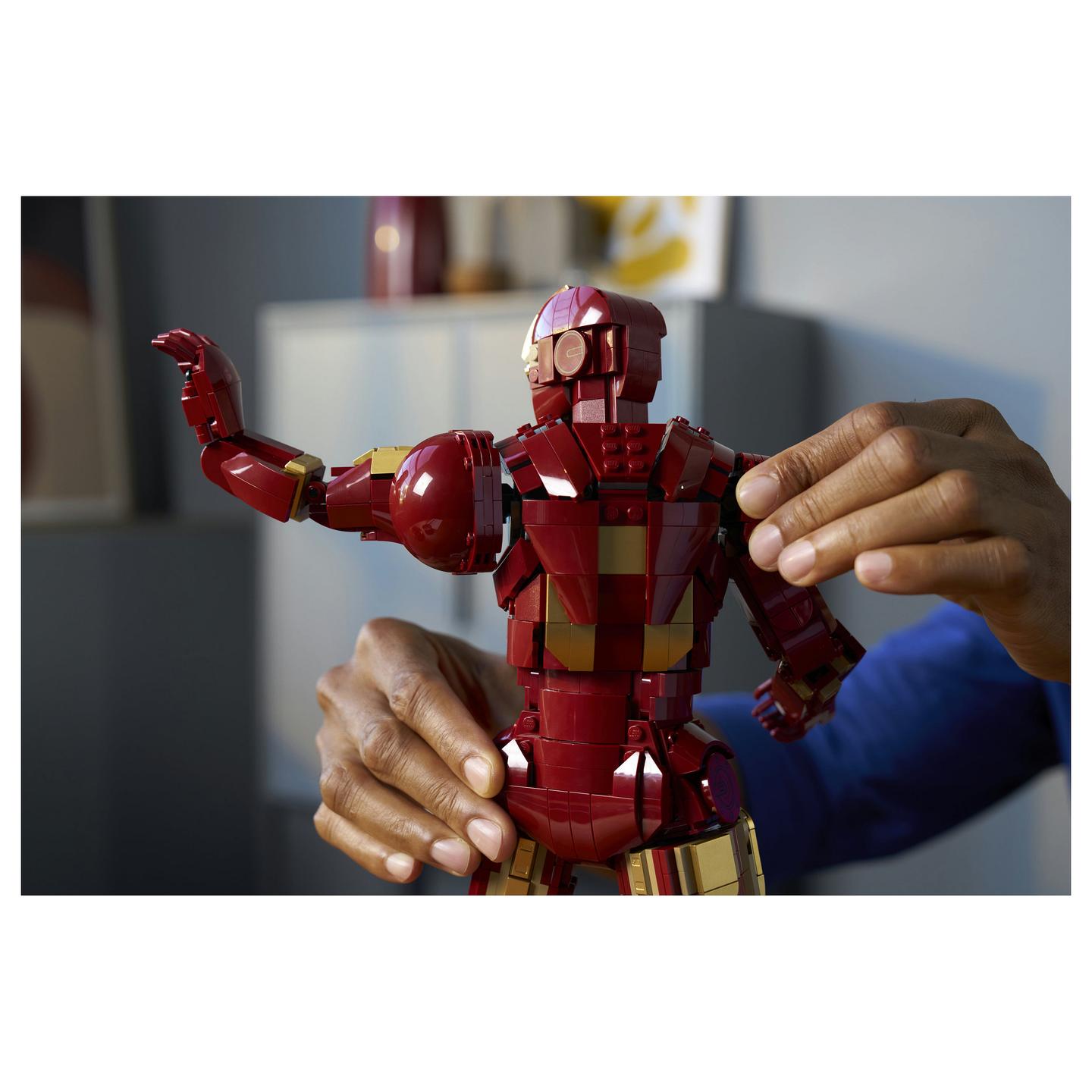 LEGO Marvel Iron Man Mark 3 Collectors' Edition 76344 - 21