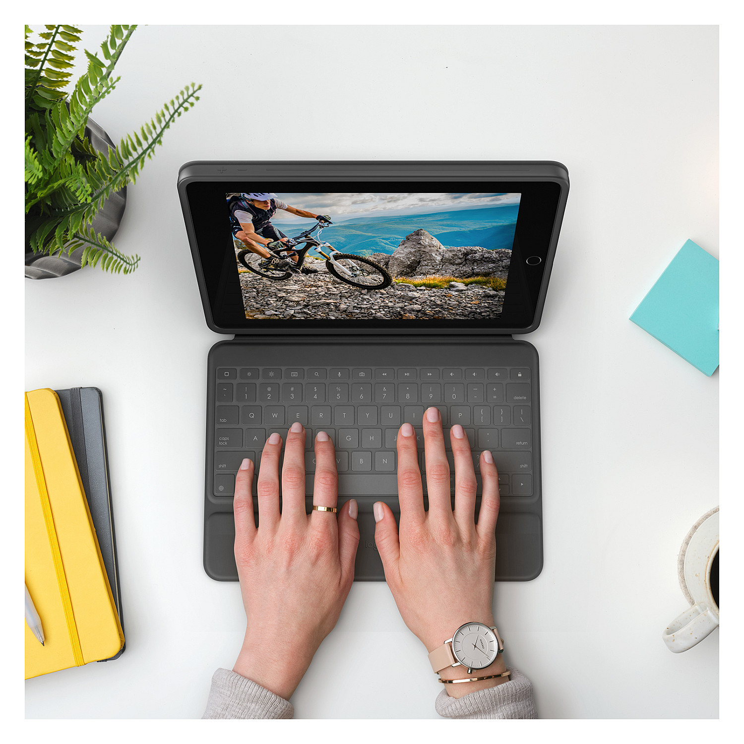 Tastierë për Tabletë Logitech Rugged Folio / iPad 7th, 8th & 9th Gen / AZERTY (FR) / Smart Connector / Full-Size / 4 Mënyra Përdorimi – Gri - 15