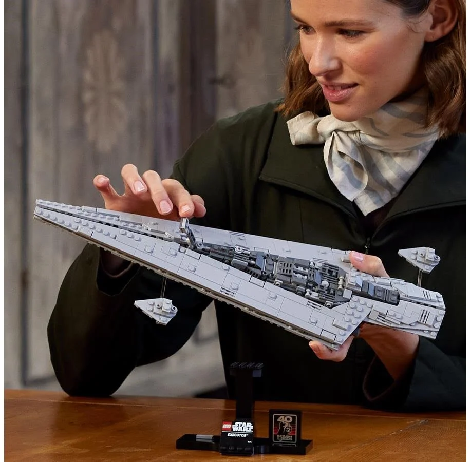 LEGO Star Wars Executor Super Star Destroyer - 2