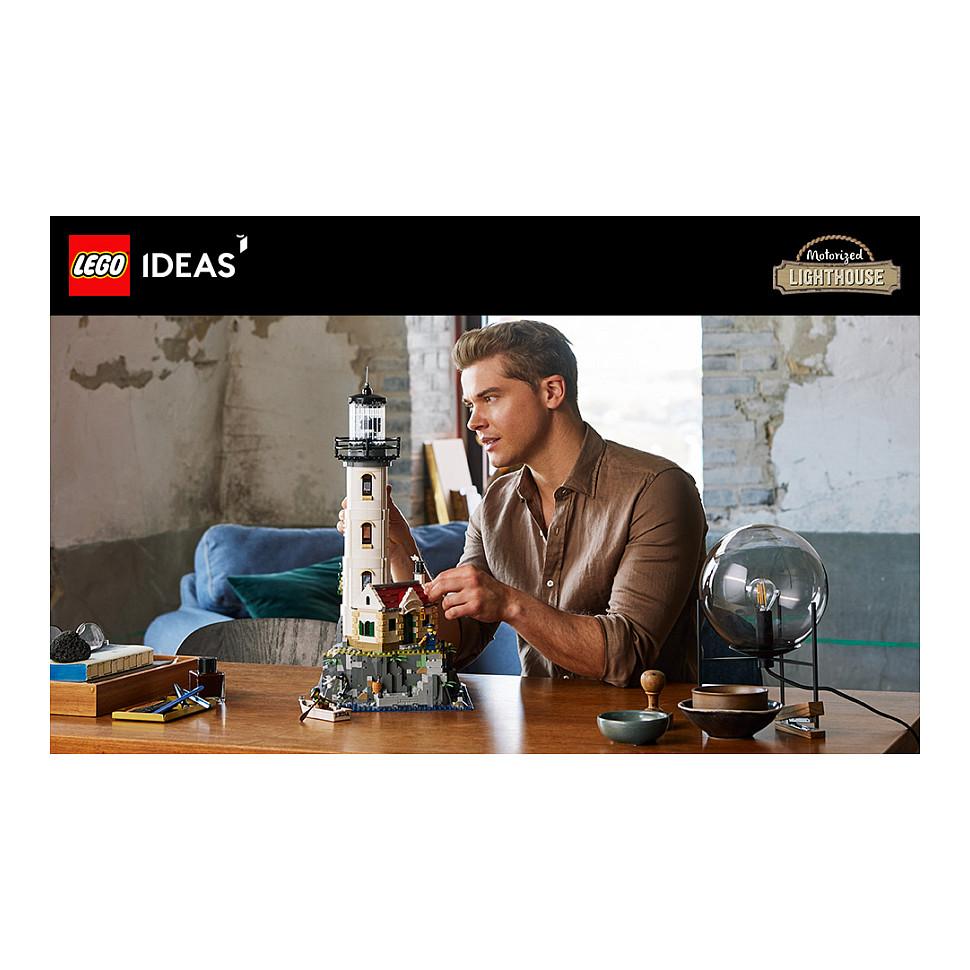 LEGO Ideas Motorised Lighthouse 21335 - 39