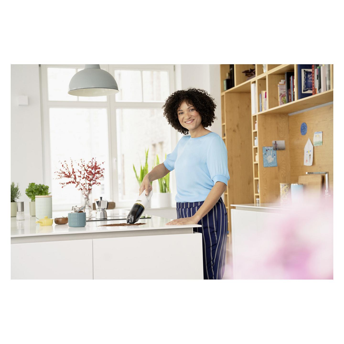 Fshesë me Vakum Kärcher CVH 2 / 70W / 0.15L / 10min / Li-Ion 7.2V / HEPA – Bardhë - 6