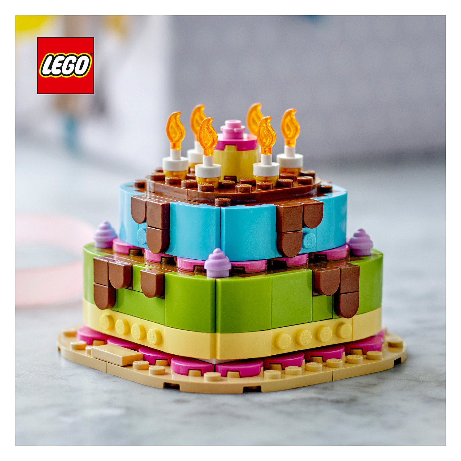 LEGO Iconic Birthday Party Cake - 24