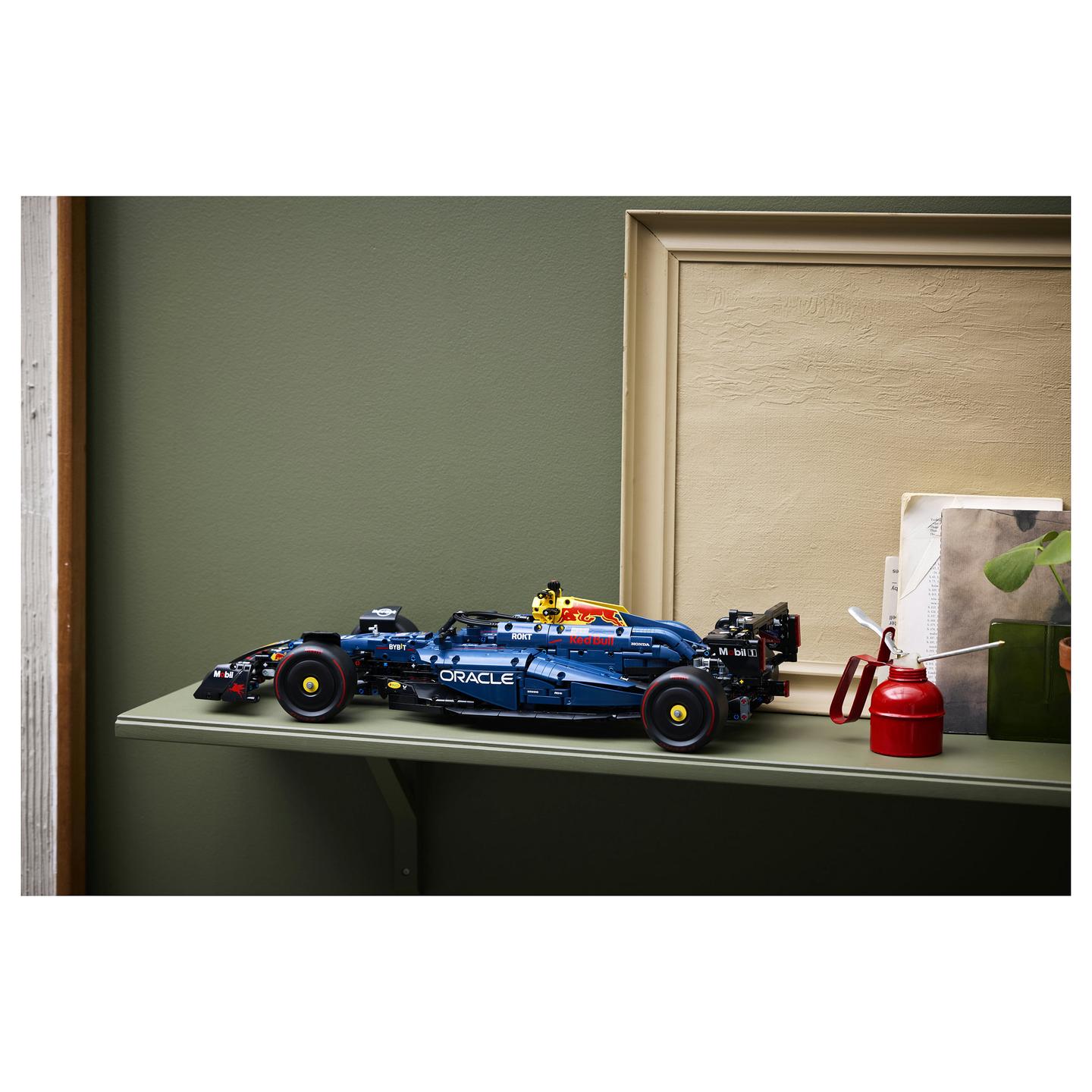LEGO Technic Oracle Red Bull Racing RB20 F1 Race Car 42206 - 28
