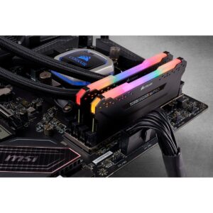 RAM Memorie Corsair CL18 / 32GB / 3600MHz / DDR4 / Vengeance RGB PRO Kit / 2x16GB / I zi