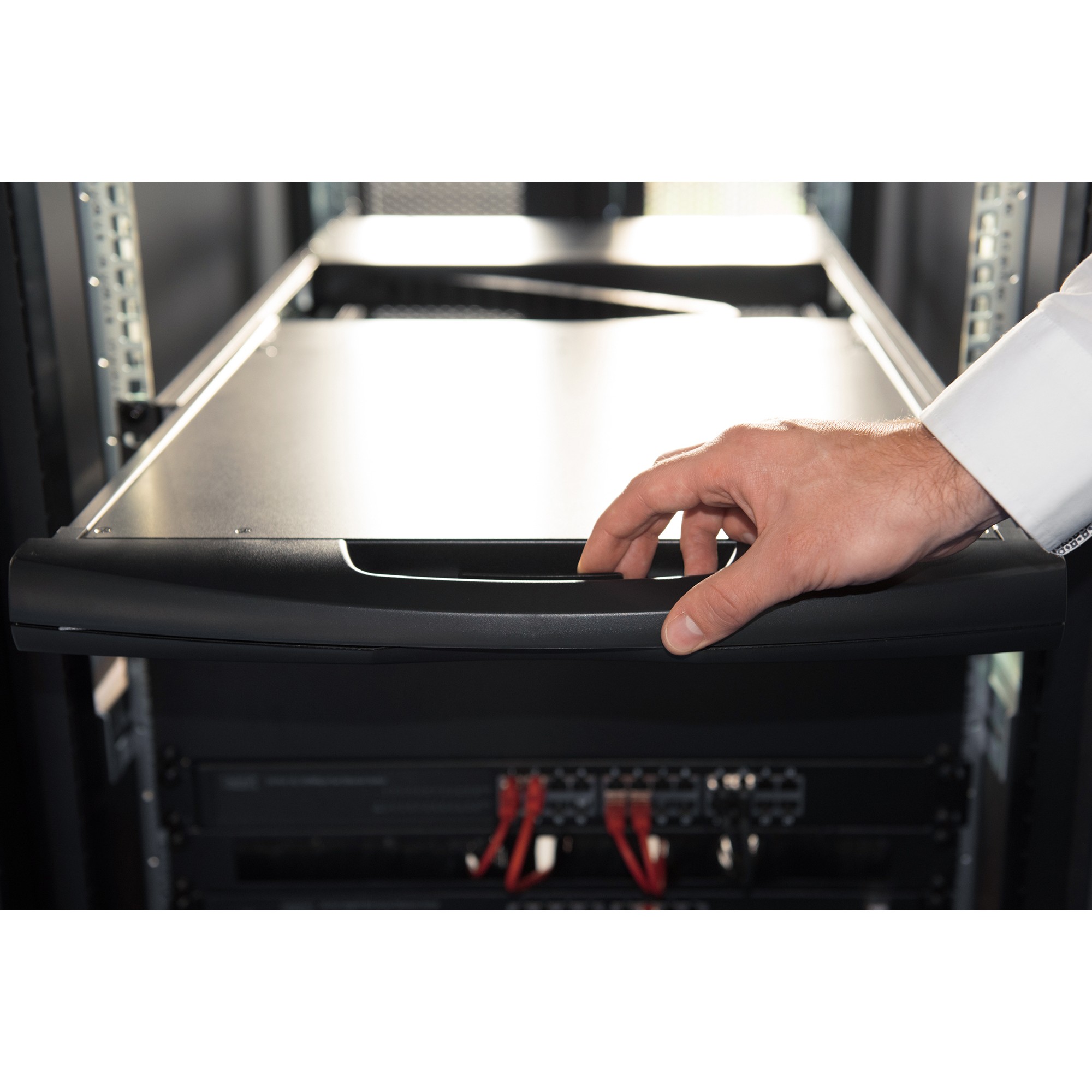 Tastierë me kabllo – KVM Digitus 17 LCD / 1-Port VGA / Tastierë DE - Figura 2