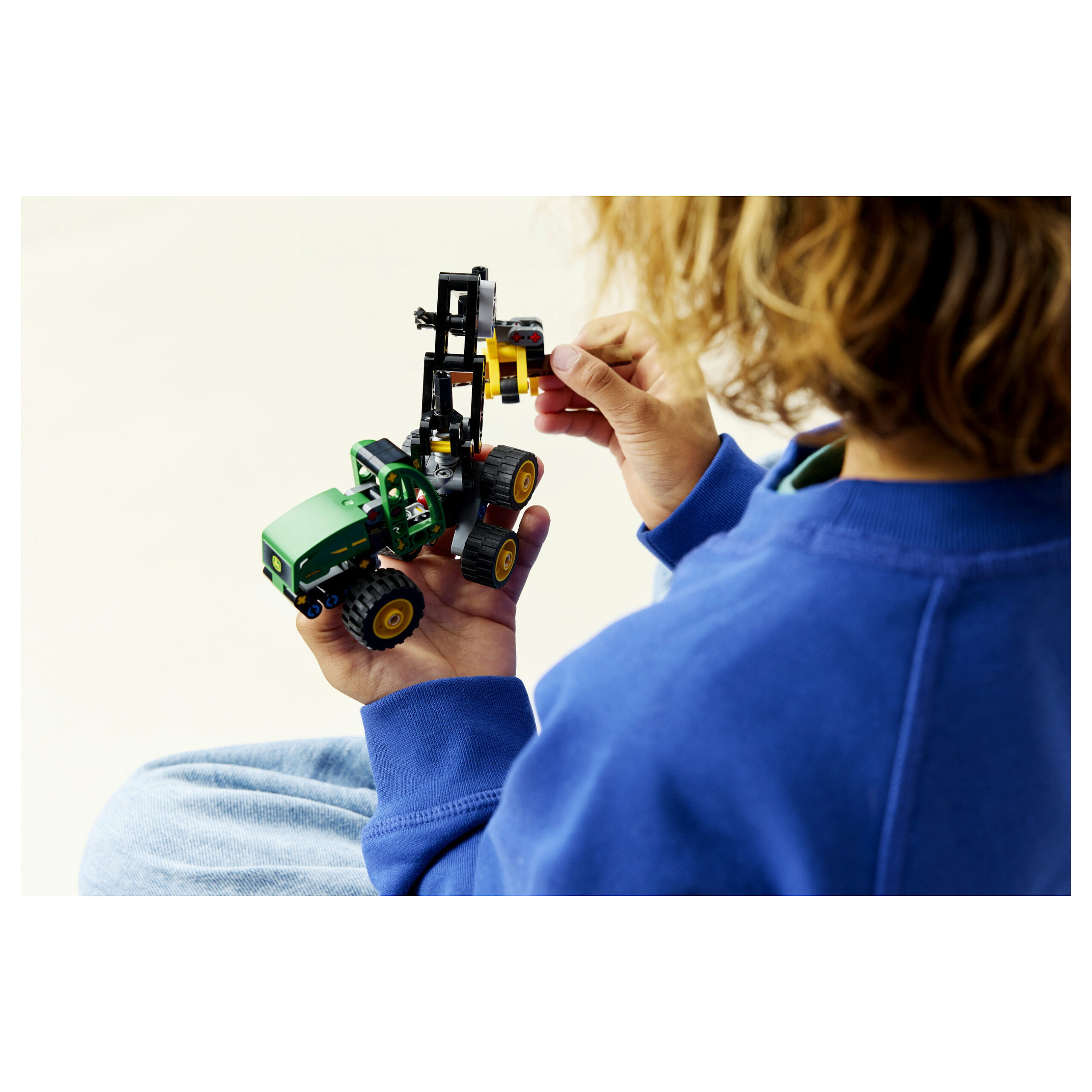 LEGO Technic John Deere 1470H Wheeled Harvester 42218 - Figura 5