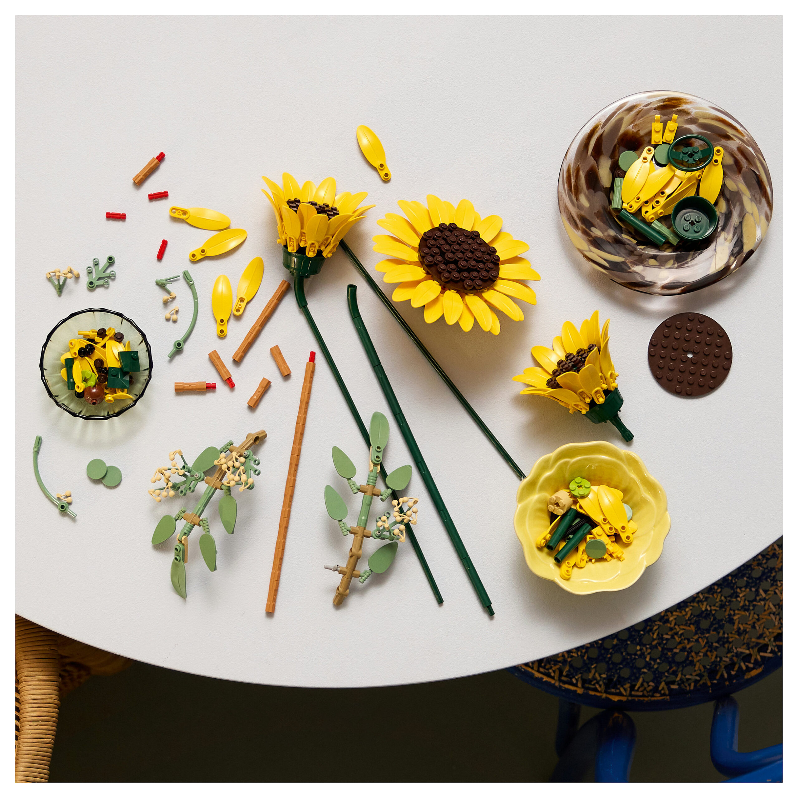 LEGO Botanicals Sunflower Bouquet 11502 - Figura 5