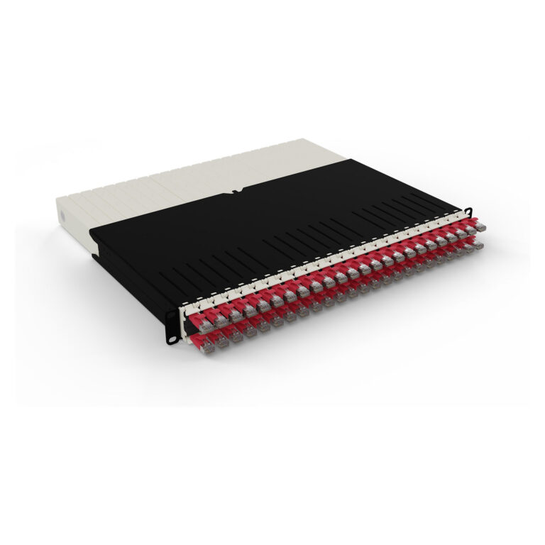 Sistem për menaxhim kabllosh Patchbox 8RU me 24 kaseta / Cat.6a U/FTP PoE / 0.8m
