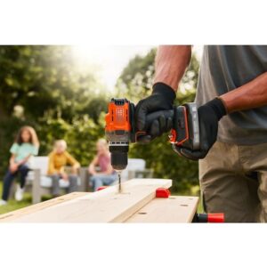 Black&Decker Akku-Bohrschrauber BCD382D1XC 2Ah 18V