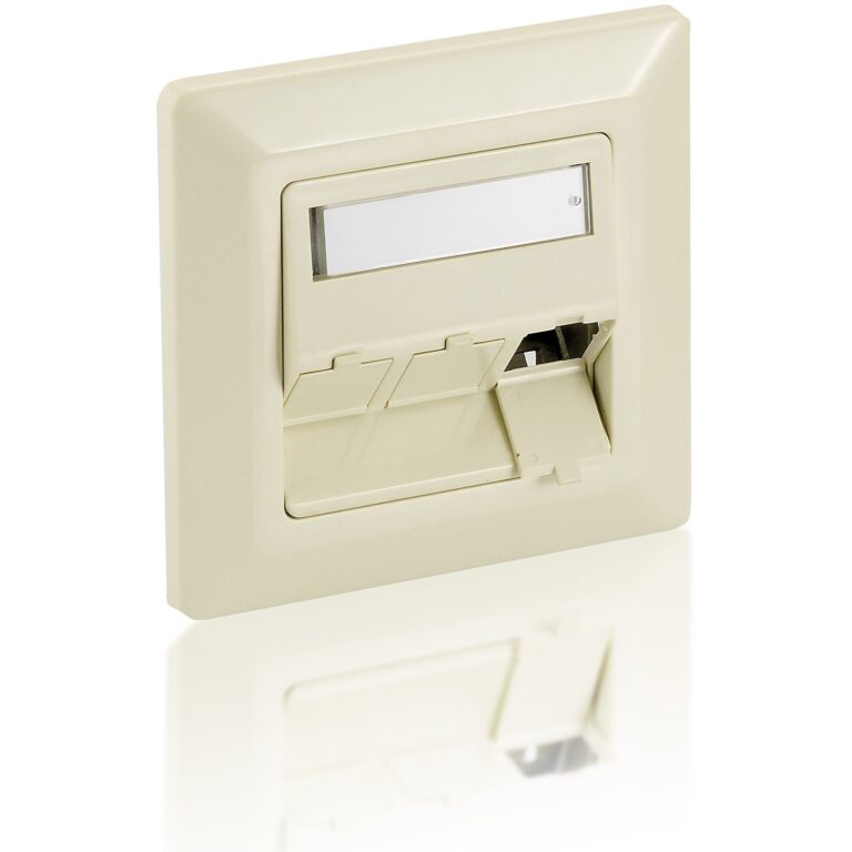 Aksesorë për rrjet Equip / Flush Mount Box + Faceplate / 3x Keystone / 45° Angle