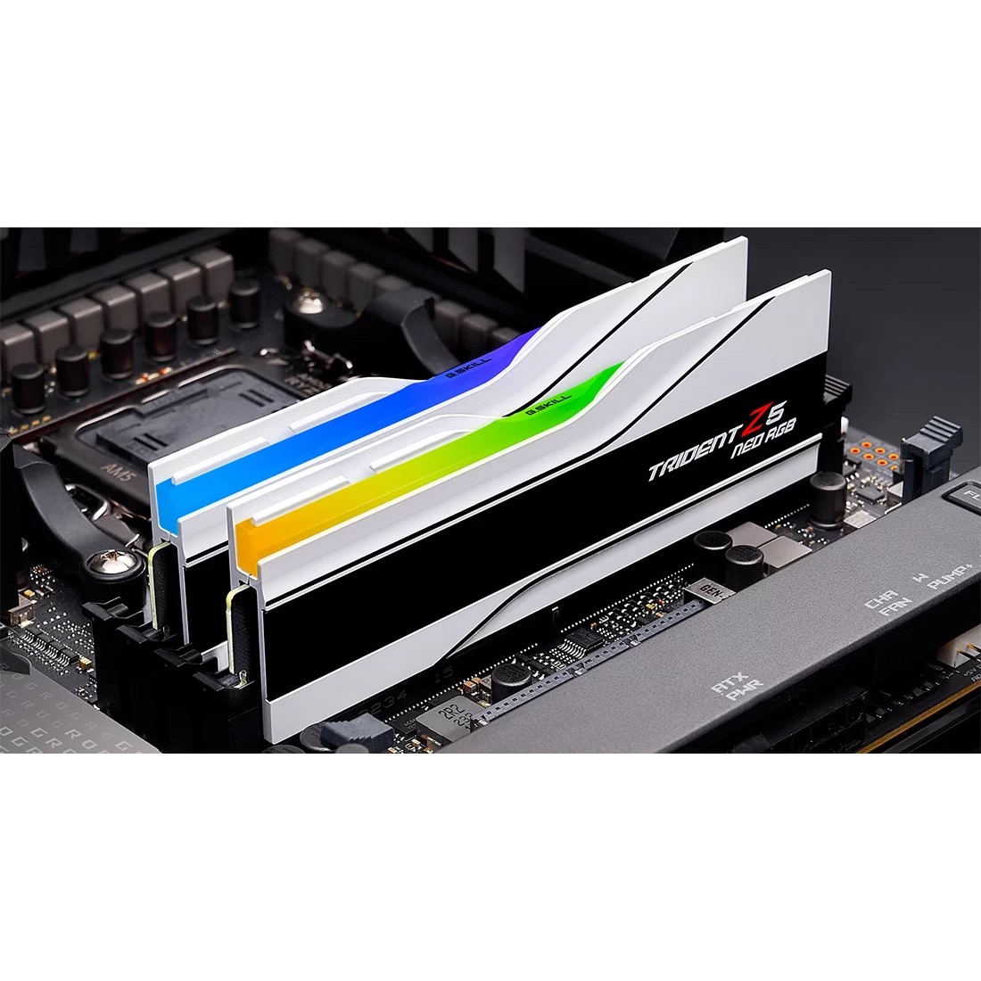 RAM Memorie DDR5 32GB / 6000MHz / CL30 / G.Skill / Trident Z5 / 32-GX2-TZ5NRW - Figura 5