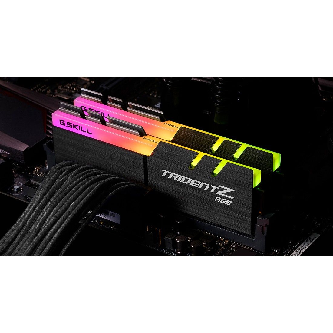 RAM Memorie G.Skill Trident Z RGB DDR4-4000 CL18 / 16GB (2x8GB) / DIMM / Dual-Kit / Intel XMP – Zezë - Figura 4