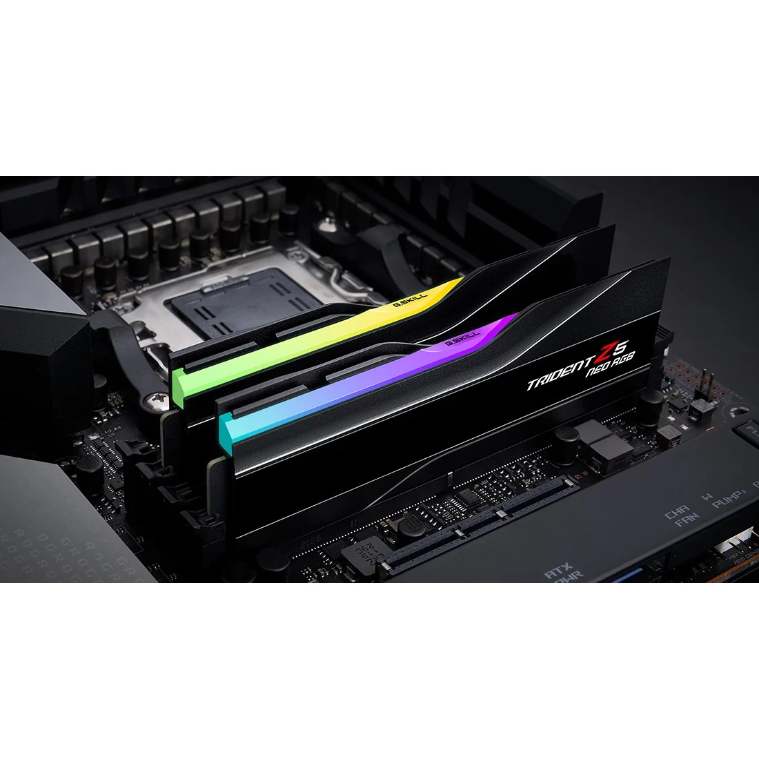 RAM Memorie DDR5 G.Skill Trident Z5 NEO RGB 32GB (2x16GB) 6400MHz CL32 Dual Channel Kit / TZ5NR (AMD EXPO, Black) - Figura 4