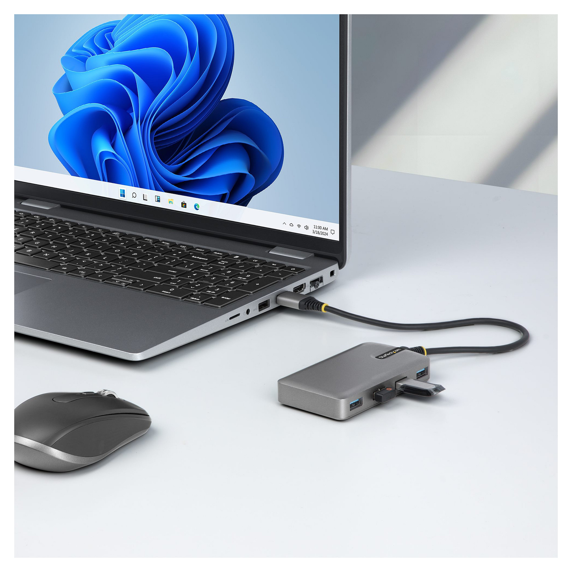 Hub StarTech 4-Port USB-A to 4 x USB-A + 1 x USB-C 3