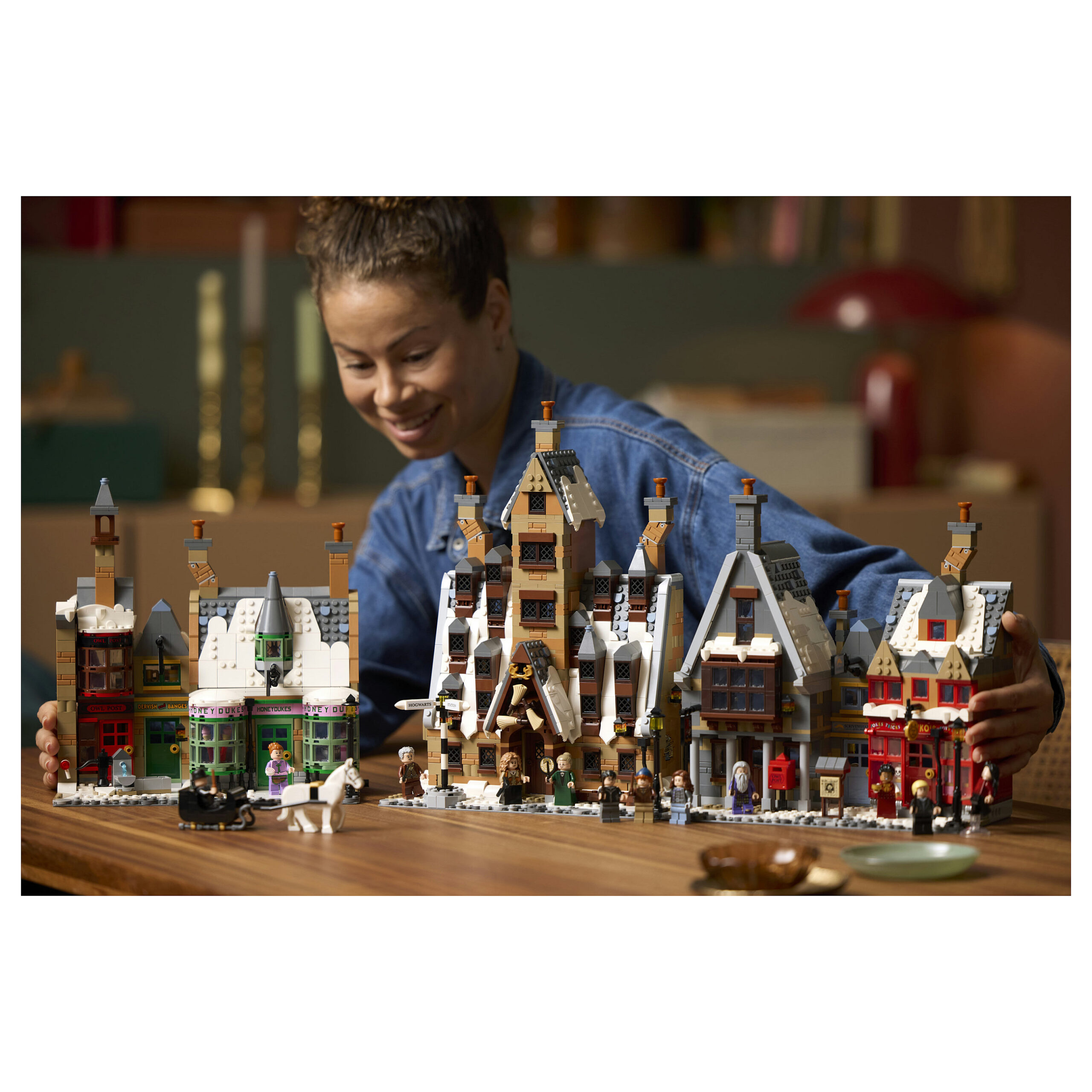 LEGO Harry Potter Hogsmeade Village Collector’s Edition 76457 - Figura 3