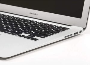 Laptop Apple MacBook Air / i5-5250U / 4GB / 256GB / 13 Inch HD / Ngjyrë argjendi / i perdorur
