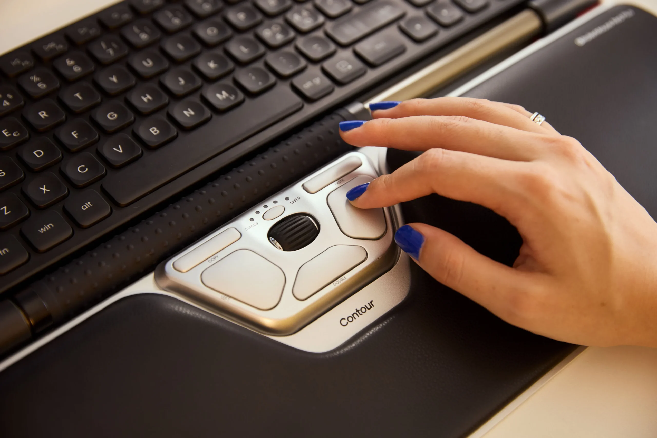 Maus pa kabllo Contour RollerMouse Red Plus -Zezë/Kuqe - Figura 4
