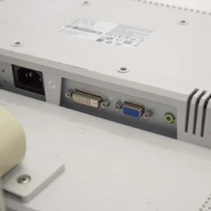 Monitor Fujitsu / TN / DVI-D VGA  19 Inch / I bardhë dhe I verdhë / I përdorur